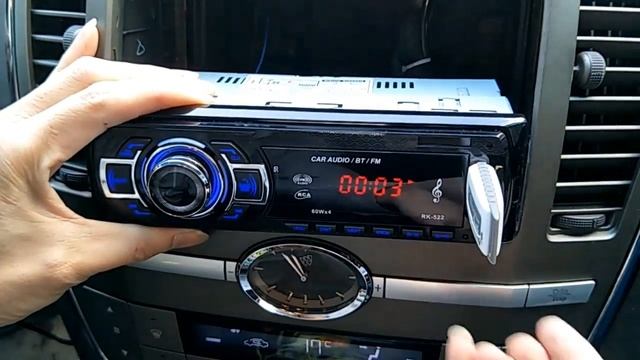 RK 522  Bluetooth Car MP3 Player Installation Vedio