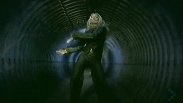 Ian Van Dahl - Castles In The Sky 2000 смотреть онлайн