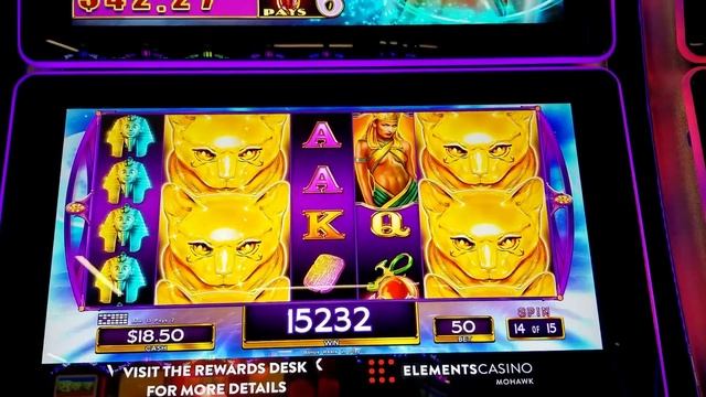 Desert Cats -Slot Machine -Big win on RARE 4 trigger on low rolls! смотреть онлайн