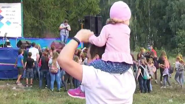 Фестиваль ярких красок «Color days» прошел в Пущине смотреть онлайн