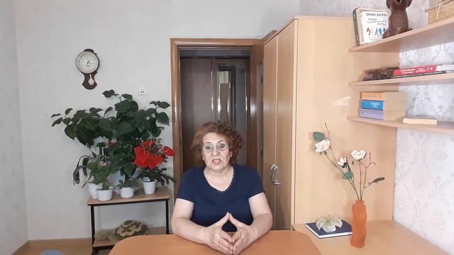 БЕЛАЯ ЛУНА В КОЗЕРОГЕ смотреть онлайн