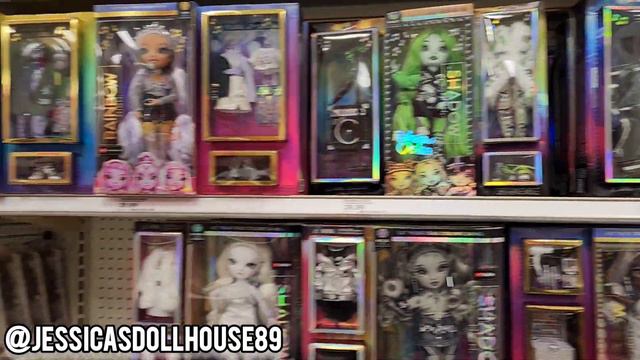 Holiday Doll Hunt! Barbie, Rainbow High, Monster High, and more! смотреть онлайн