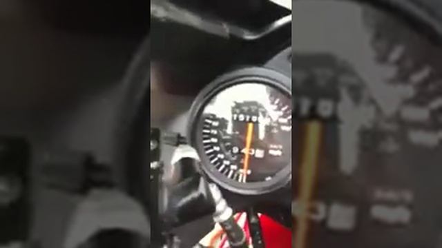 Suzuki rf 900 смотреть онлайн