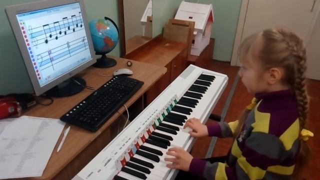 Soft Mozart, Зимний Академический концерт, Polina Сhepkasova 8 y.o Russia,Chajkovskiи смотреть онлайн