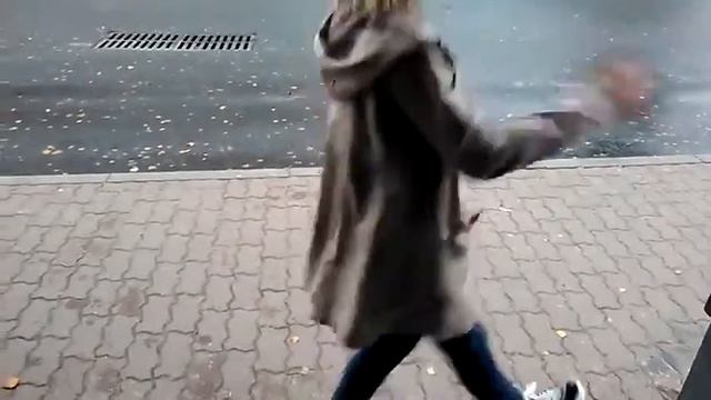 Повторила мой танец Рукавов девушка смотреть онлайн