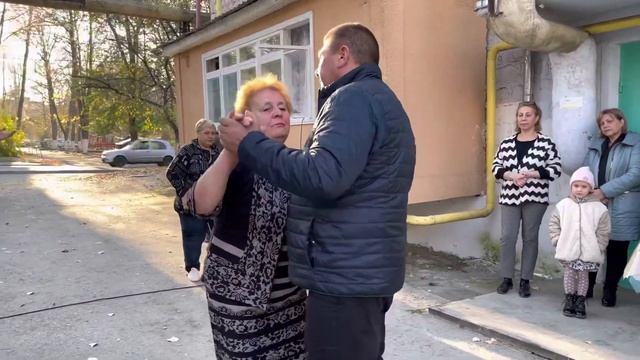 Сюрприз для жизнерадостной Галины Ивановны от детей и внуков (г.Рыбница) 28.10.21 г смотреть онлайн