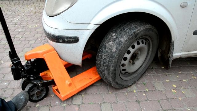 Может ли Рохля Поднять Автомобиль !!! смотреть онлайн