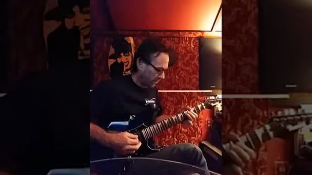 Just jammy jam/ Ibanez Mikro смотреть онлайн