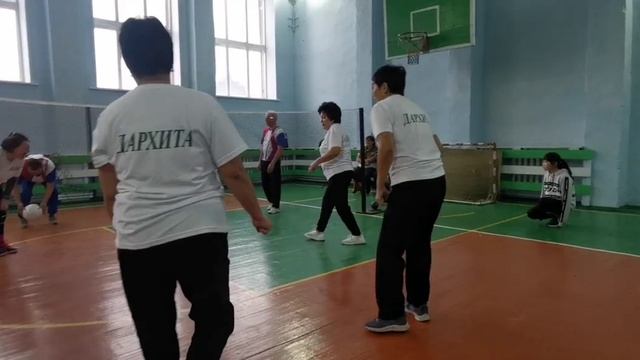 ТУРНИР?МИНИВОЛЕЙ?Новоильинск?ПРЕДНОВОГОДНИЙ? смотреть онлайн