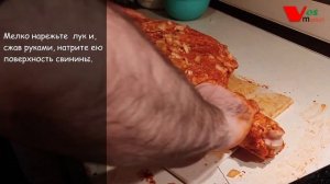Как мариновать и приготовить свиной окорок в духовке