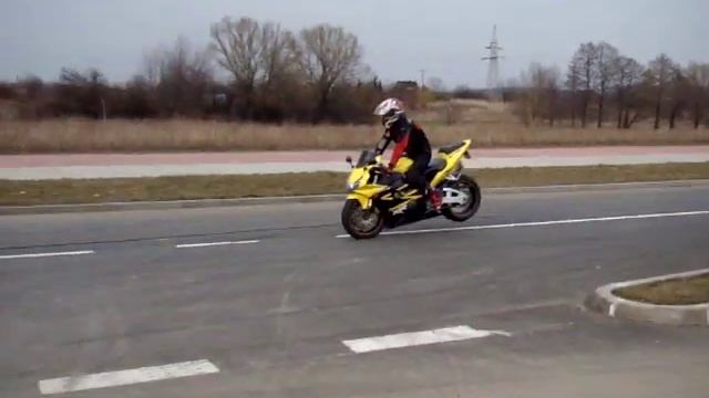 Honda CBR 954!! Wheelie!! Desperaci Squad Wałbrzych!! смотреть онлайн
