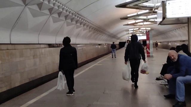 станция метро Тульская #метро #московскийметрополитен #люблюметро смотреть онлайн