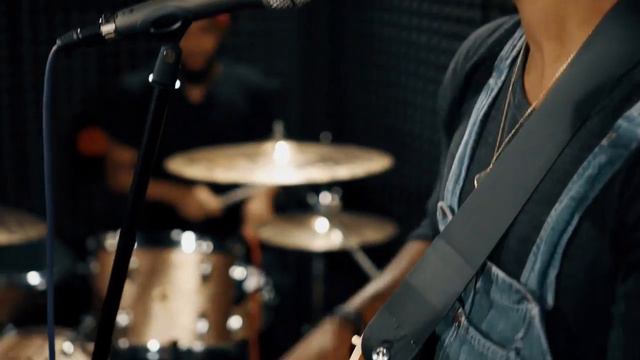 Austin Brown - Rad | Pre Grammy Jam | Mastercard House NYC x Gibson Guitar Preview смотреть онлайн