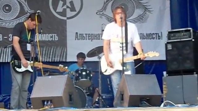 гр. CLEVER CLOVER (Тюмень) на рок-фесте "Старый Новый Рок" 2.07.2011 смотреть онлайн