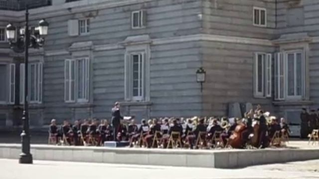 Orquesta en el Palacio Real - 1 смотреть онлайн
