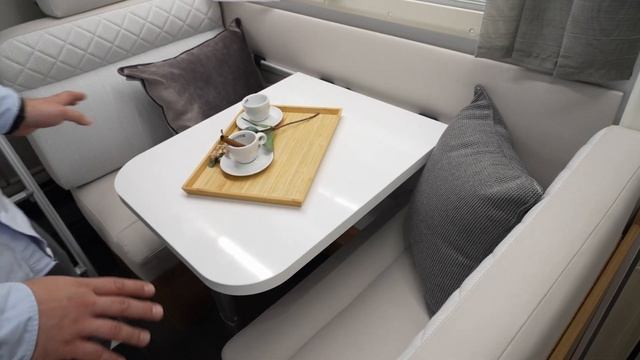 Adria CORAL XL 670 DK - 7 miejsc do spania i DMC 3,5T - PREZENTACJA смотреть онлайн
