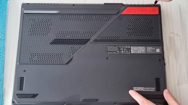 Laptop ASUS Gaming 17.3'' ROG Strix Unboxing/Upgrade/Review - G17 G713QE смотреть онлайн