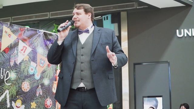 Виталий песня Удивительные елки смотреть онлайн