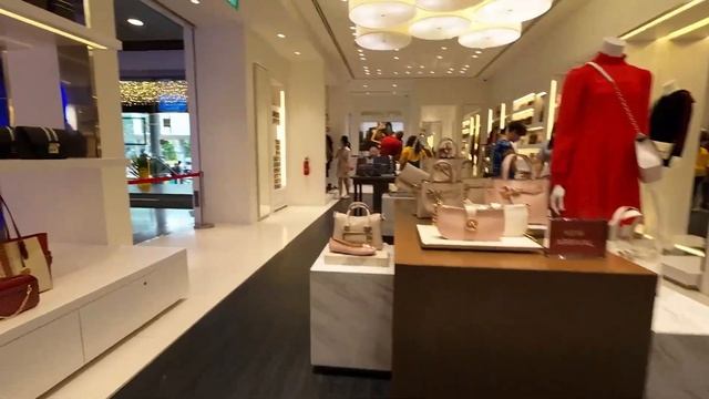 ЛУЧШИЙ МОЛЛ для ШОПИНГА в Сингапуре! IMM Outlet Прогулка по магазинам. Цены. Новые модели Субару.