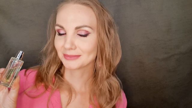 ? АСМР, ролевая игра, КОНСУЛЬТАНТ ПАРФЮМЕРИИ, тихий голос / ASMR, roleplay, consultant, silent voic смотреть онлайн