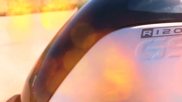 BMW R1200GS 2005 Review