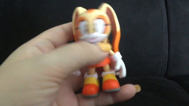 Jakks Pacific Cream the Rabbit 4-Inch Figure Review смотреть онлайн