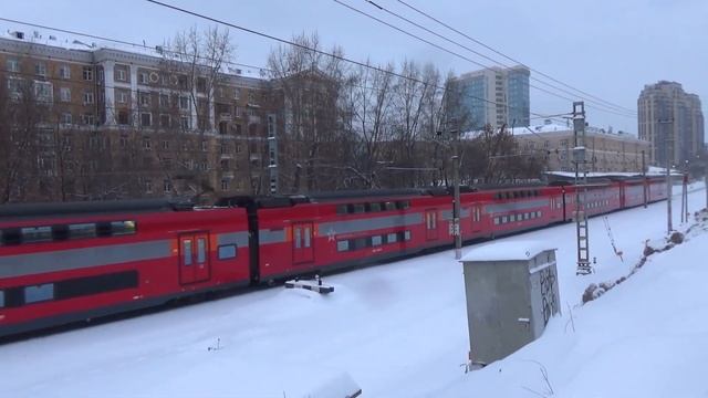 Реверсное движение электричек МЦД-1 на перегоне Савёловская Белорусский вокзал смотреть онлайн