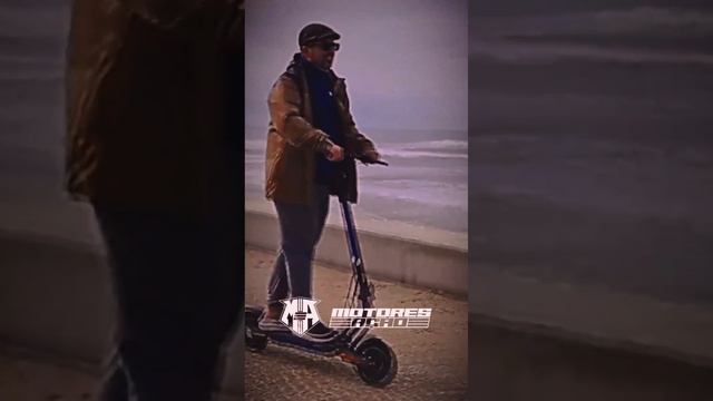 Em breve no canal. Impressões e test drive Xiaomi 4 Ultra. Patinetr elétrica ou trotinete elétrica смотреть онлайн