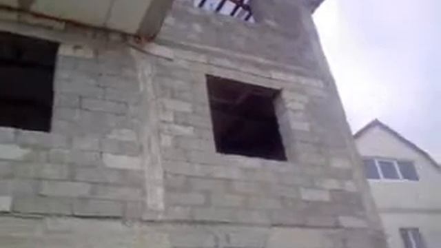 СТРОИМ ДОМ. блок и монолит, дом с балконом смотреть онлайн