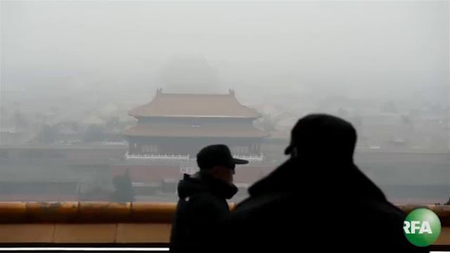 Beijing Slashes Traffic in Pollution Red Alert смотреть онлайн