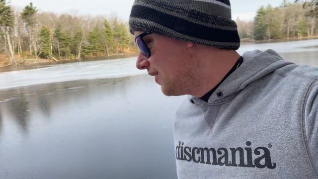 CAN I ACE HOLE 4 AT MAPLE HILL?!? Vlogmas Day 2 смотреть онлайн