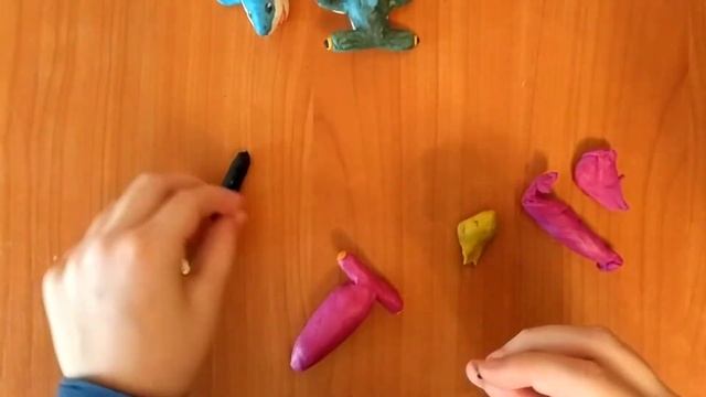 Как слепить рыбу-молот? Пластилиновый мир. смотреть онлайн