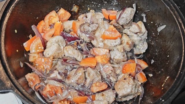 Обалденная картошка с мясом, Кавардак. Simple meat and potato dish. смотреть онлайн