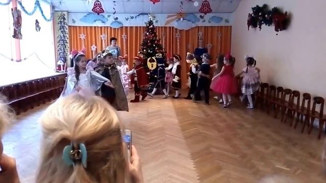 Новогодний утренник в 380 саду смотреть онлайн