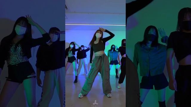 BLACKPINK (블랙핑크) - SHUT DOWN (셧다운) l K-POP COVER | 울산댄스학원 | 트리니티 댄스 아카데미 | смотреть онлайн