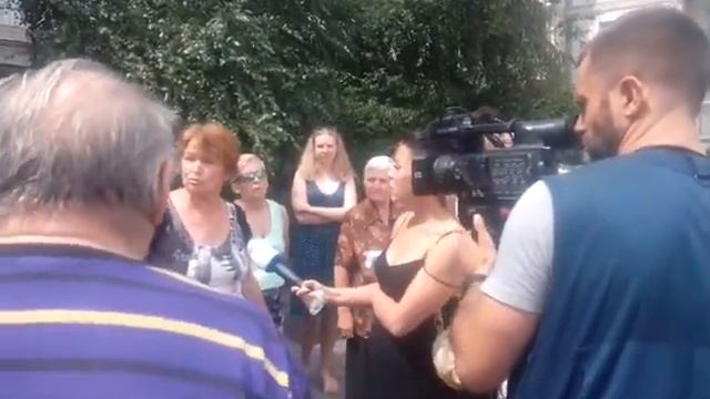 Встреча жителей Гвардейского с Интером по проблеме отсутствия воды смотреть онлайн