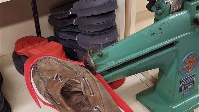 Sperry’s Boat Shoes Complete Makeover смотреть онлайн