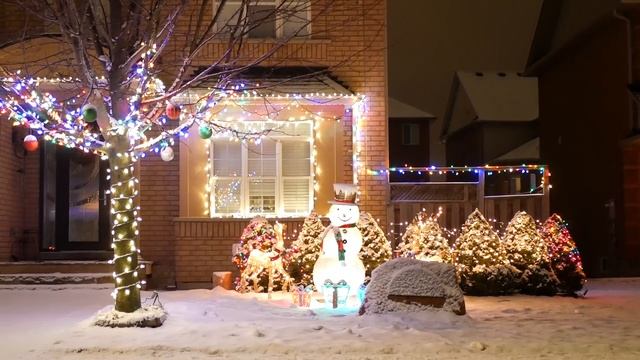 Snowy White Christmas Night Lights And Cozy Homes In Forest Toronto | 4K Relaxing Snow Falling Vide