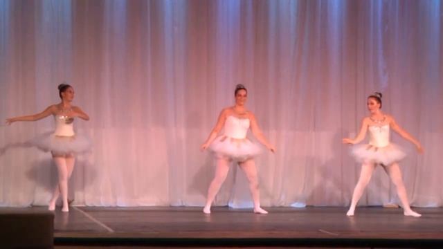 Aladdin    Ballet Camila Bibiano