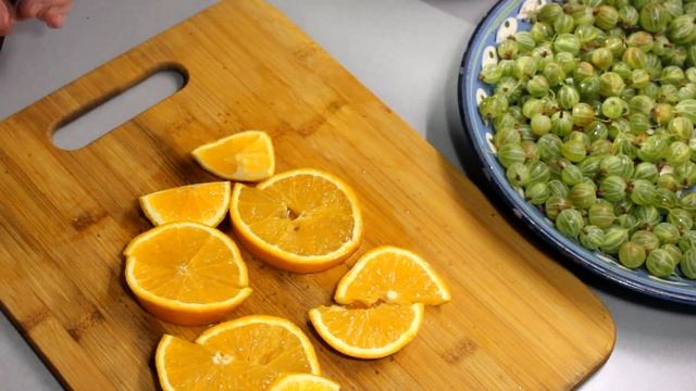 Холодное варенье без варки. Крыжовник с апельсином. Живое варенье. смотреть онлайн