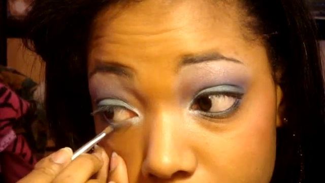 Nicki Minaj Inspired Makeup Tutorial смотреть онлайн