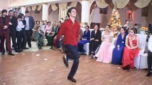 Цыгане пляшут на профессиональном уровне