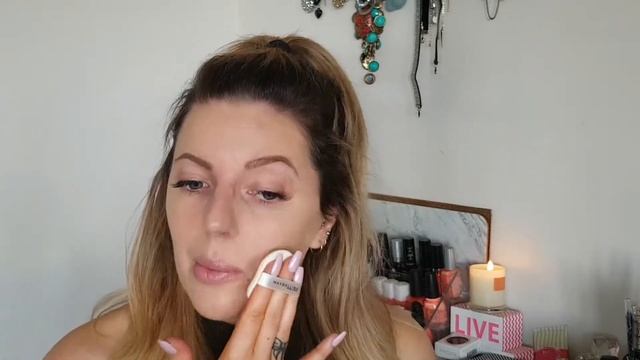 First Impressions - Maybelline dream cushion смотреть онлайн