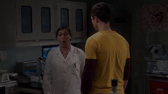 ШЕЛДОН СОБЛАЗНЯЕТ ЭМИ | Теория большого взрыва смешные моменты смотреть онлайн