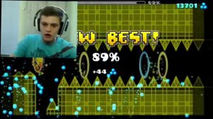 Все моменты где титан проходит 8о