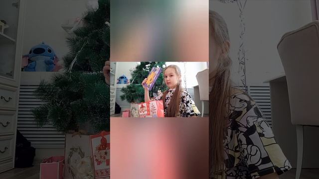 У меня 21 января было др исполнилось 10 лет. Распаковка подарков.?? смотреть онлайн