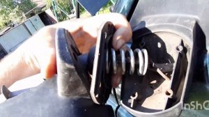 УАЗ ПАТРИОТ.соскочила пружина в корпусе зеркала.( свобода движения)