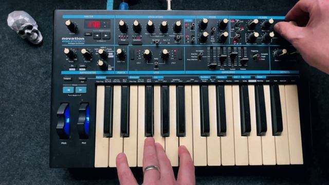 Novation Bass Station 2 AFX Mode - Crazy Analogue Percussion смотреть онлайн