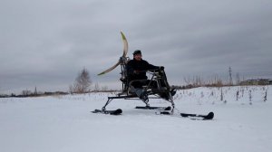 Аэросани. По мокрому снегу.