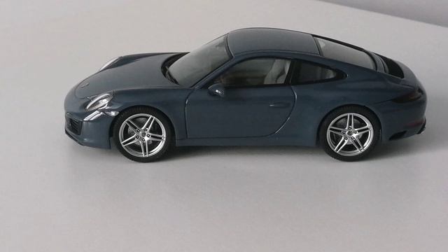 1/43 Porsche. №5 Porsche 911 (991).